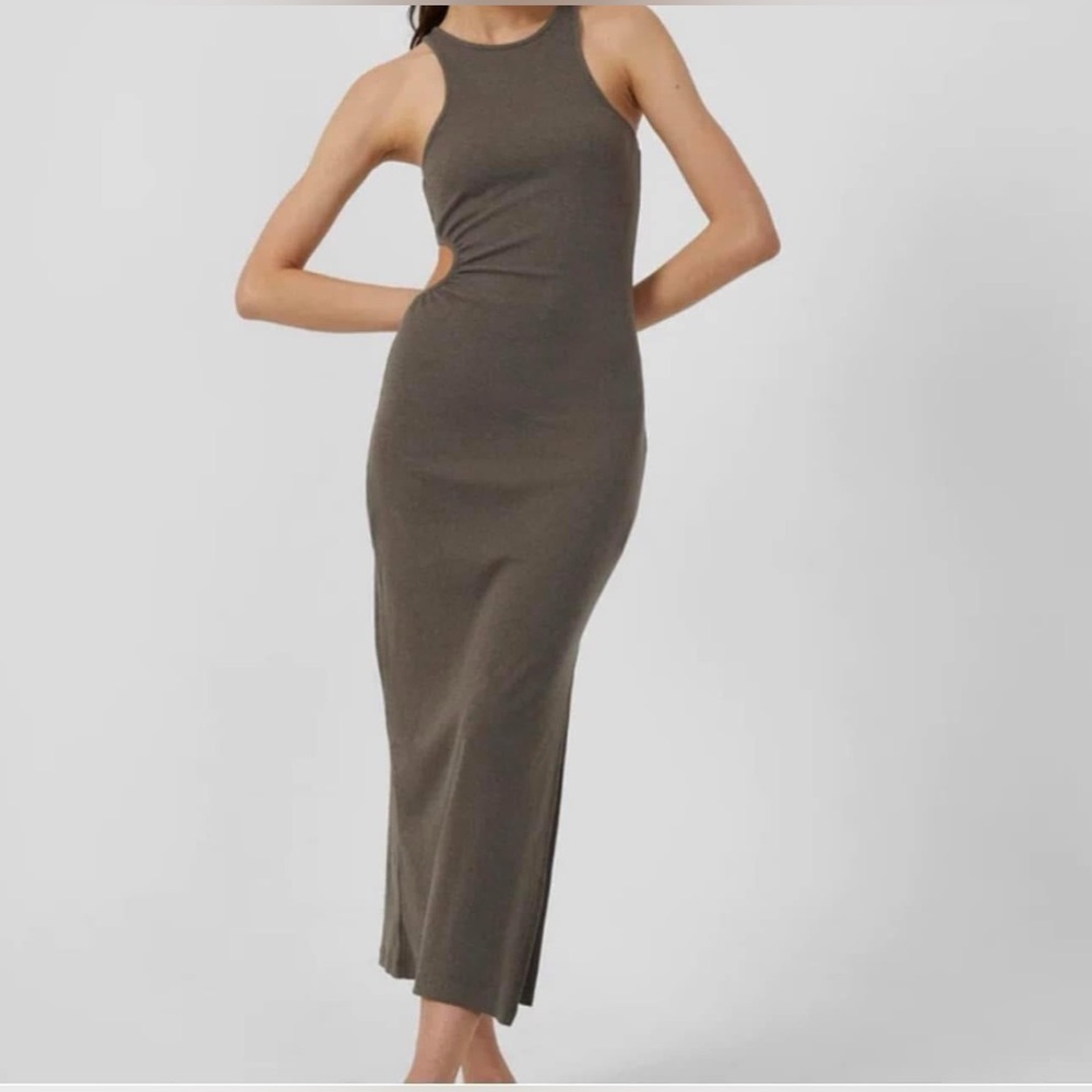 Elegant Sleeveless Brown Dress